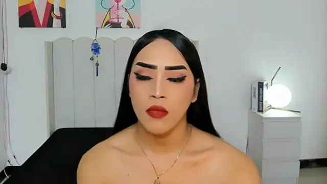 MirandaSterling Adlı Modelin Canlı XXX Sohbeti