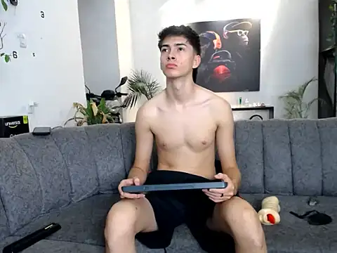 damiancam1's Live XXX Chat