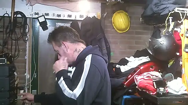 pietjebelxxkaar81xx's Webcam Show