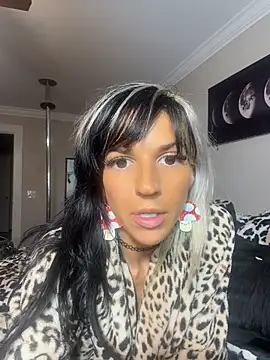 Chat XXX en directo de lil_jiggly