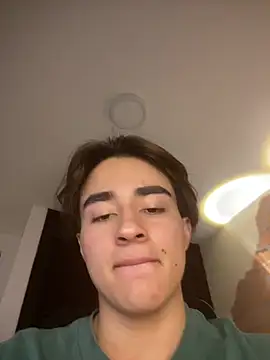 צ'אט XXX בשידור חי של Connorr_01