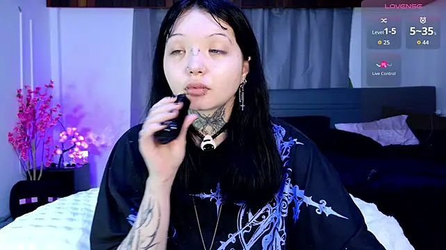 Czat XXX na żywo – Lein_Bone