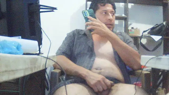 צ'אט XXX בשידור חי של simpatico1000