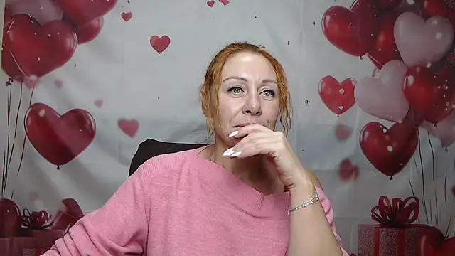 TaylorF0x Chat XXX in diretta