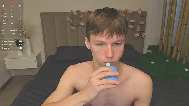 Czat XXX na żywo – cuMte_boy