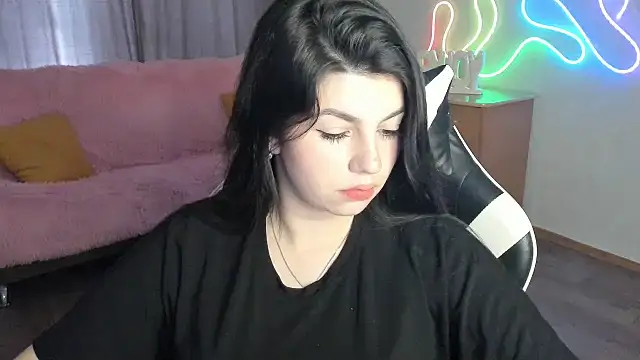 KisaModel's Live XXX Chat