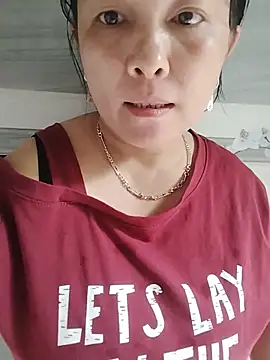 Chat XXX en directo de roachan_1