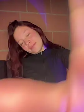 TuSarita Adlı Modelin Canlı XXX Sohbeti