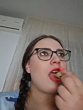 amiravyxen Chat XXX in diretta