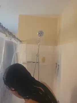 XXX chat uživo modela honeeyyy_pot