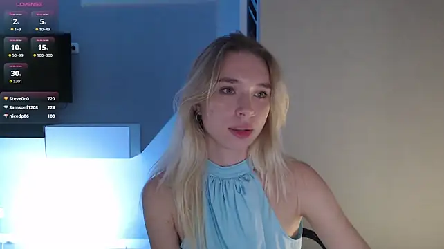 Emily_Hartt XXX чат на живо