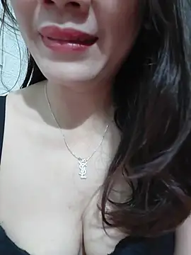 Singlemom69xx's Live XXX Chat