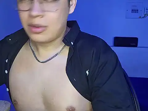 Chat XXX en directo de LiamRoi