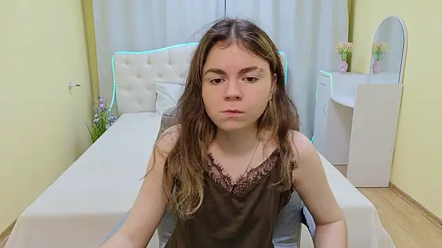 צ'אט XXX בשידור חי של TinaRedly