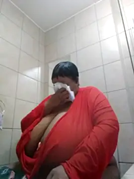 צ'אט XXX בשידור חי של nancy111