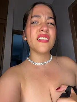 Nhefertary XXX чат на живо