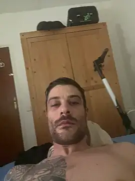 victor9333 Chat XXX live