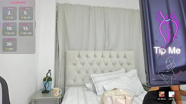 Chat +18 de SidneyBrownn01 ao vivo