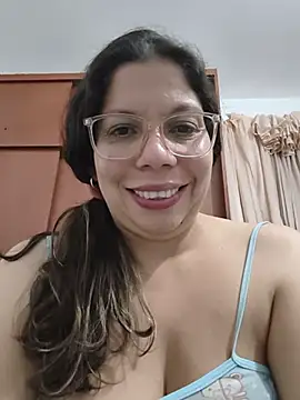 Živý XXX chat Carliina_Soussa