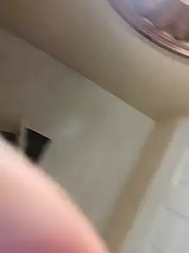 bobby69cock Webcam-Show