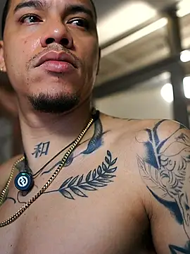 AlphaMasterXxx live XXX chat