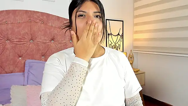 XXX chat uživo modela DesireSweet
