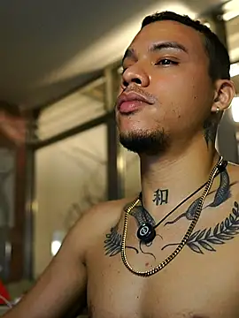 Chat XXX ao vivo de AlphaMasterXxx