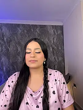 Nina_Blaze: απευθείας συνομιλία ΧΧΧ