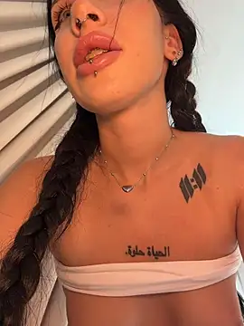 צ'אט XXX בשידור חי של XEye_Candy