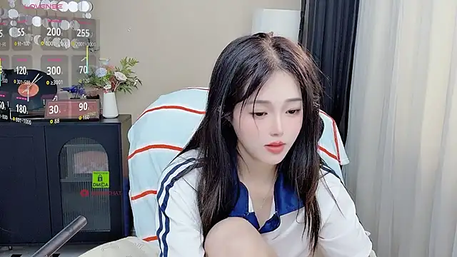 CeeKie 现场XXX聊天