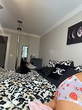 lil_jigglyn Live XXX chat