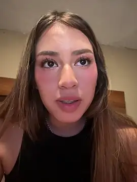 Chat XXX en directo de romyamo