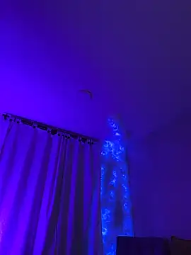 Mydreams69 Adlı Modelin Canlı XXX Sohbeti