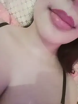 -Saharn Live XXX chat