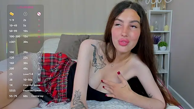 צ'אט XXX בשידור חי של LiraRevery