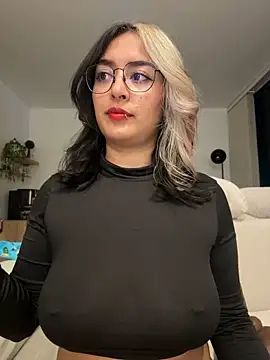 Rae_Lil_White Live XXX-chat