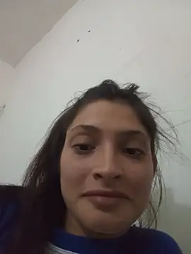 XXX chat uživo modela MiaColucci