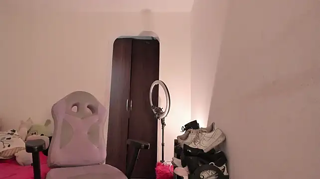 lain_t's Live XXX Chat