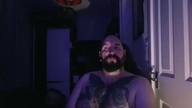 itsmeBeardyP: απευθείας συνομιλία ΧΧΧ