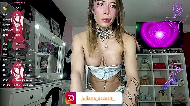 Živý XXX chat caroline_cossei