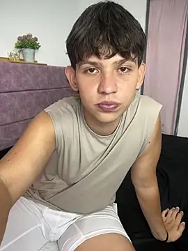 Samu_bahachira Show Webcam