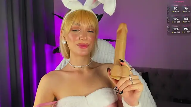 Ice_Strawberry's Live XXX Chat