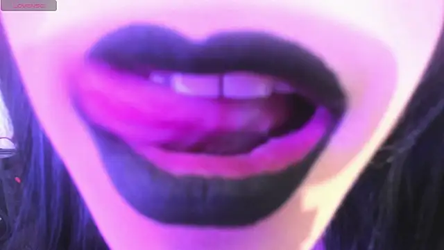 Chat XXX en directo de cutenaked_8