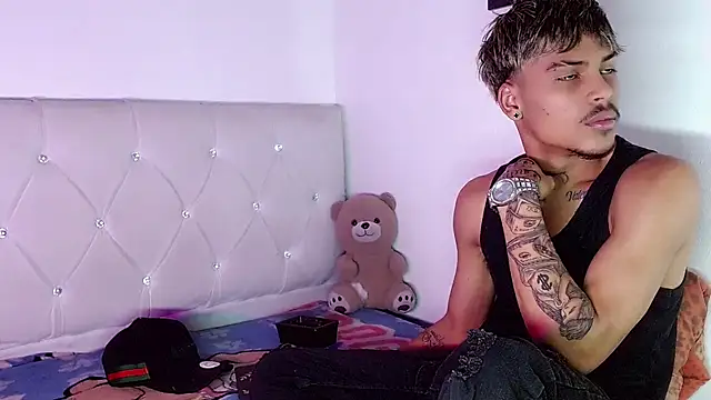 Angel_foxc13 现场XXX聊天