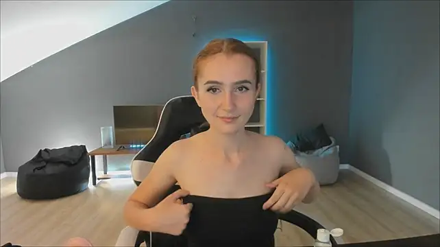 Živý XXX chat Ari_mon