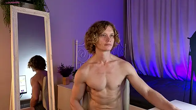 James_Spike's Live XXX Chat