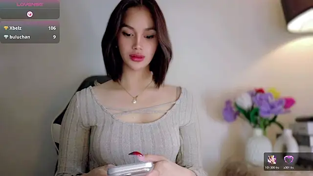 Anna_HollyDoll Obrolan Langsung XXX