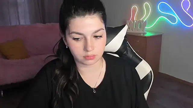 Živý XXX chat KisaModel