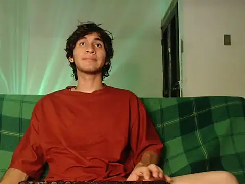 ElliotAzert – Naživo XXX chat