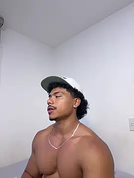 XXX chat uživo modela XavierColeman